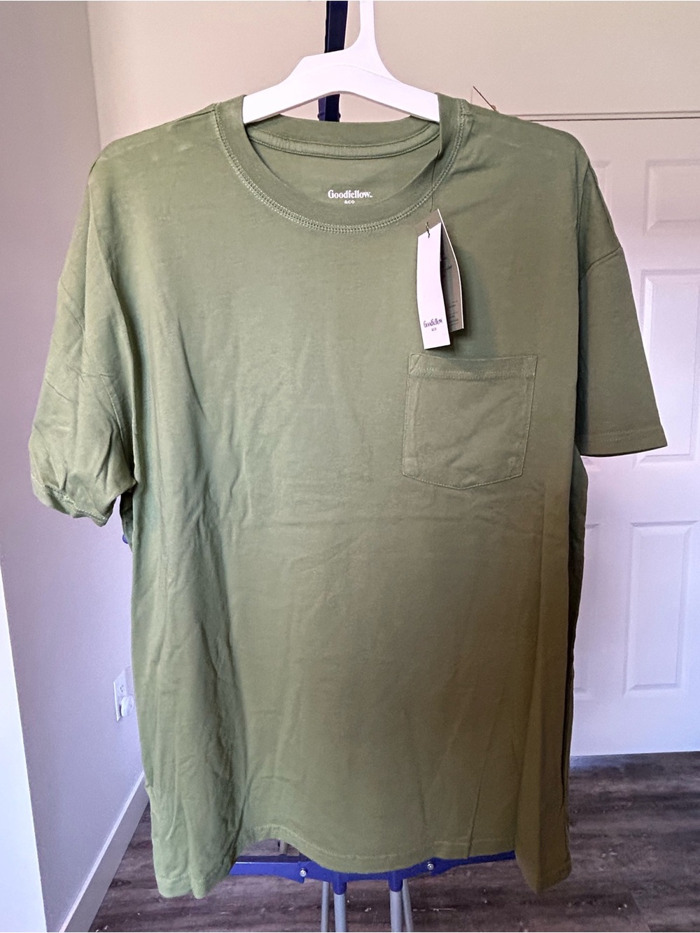 Goodfellow & Co Olive Pocket Tee - Crewneck Short Sleeve